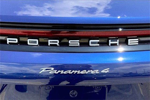 New 2025 Porsche Panamera 4 image 34