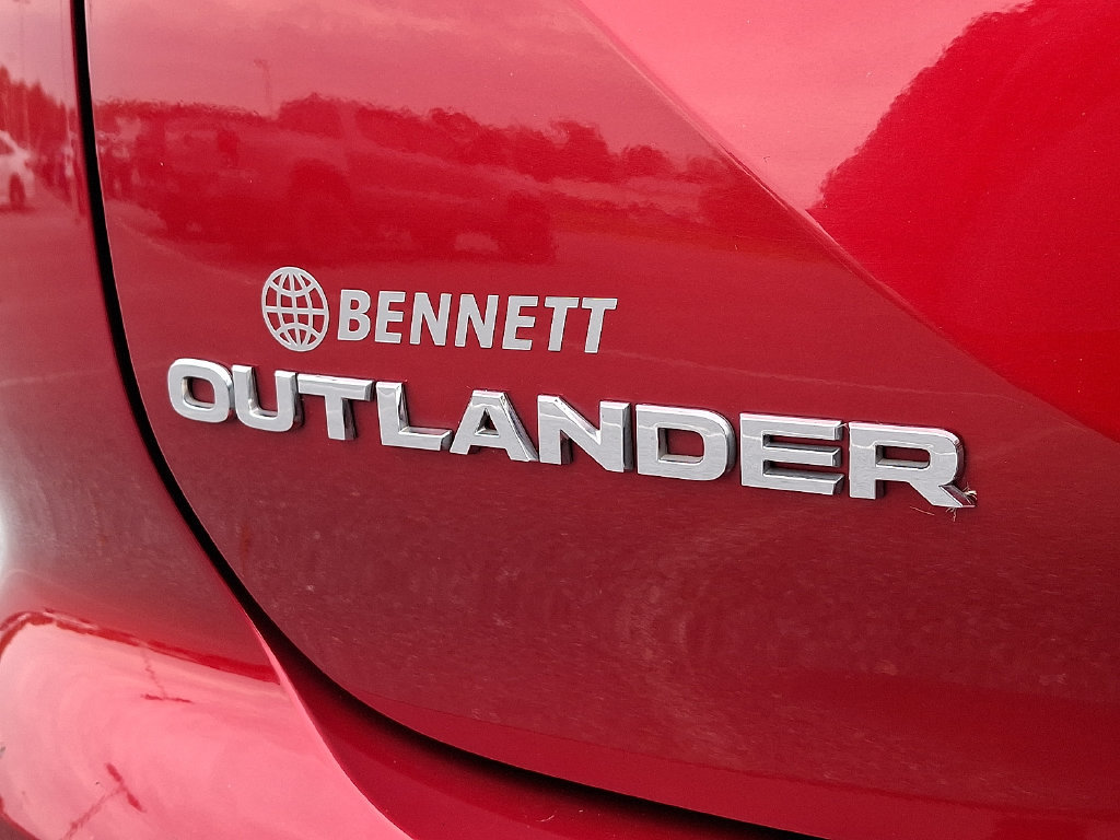 Used 2022 Mitsubishi Outlander SEL AWD/4WD image 31