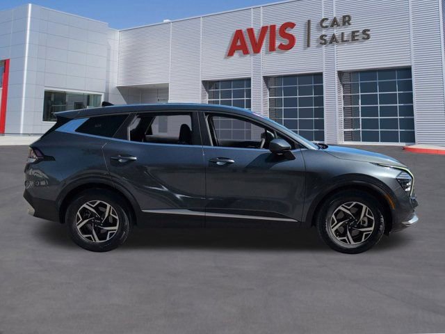 Used 2024 Kia Sportage LX image 5