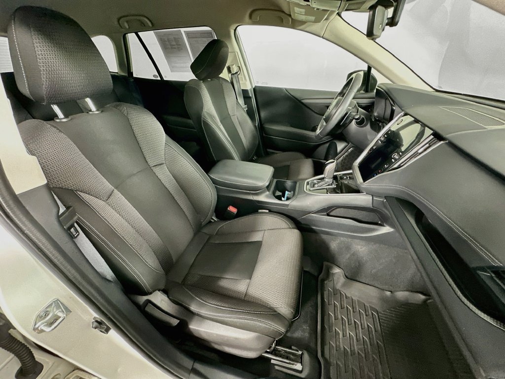 Certified 2024 Subaru Outback Premium AWD/4WD image 35
