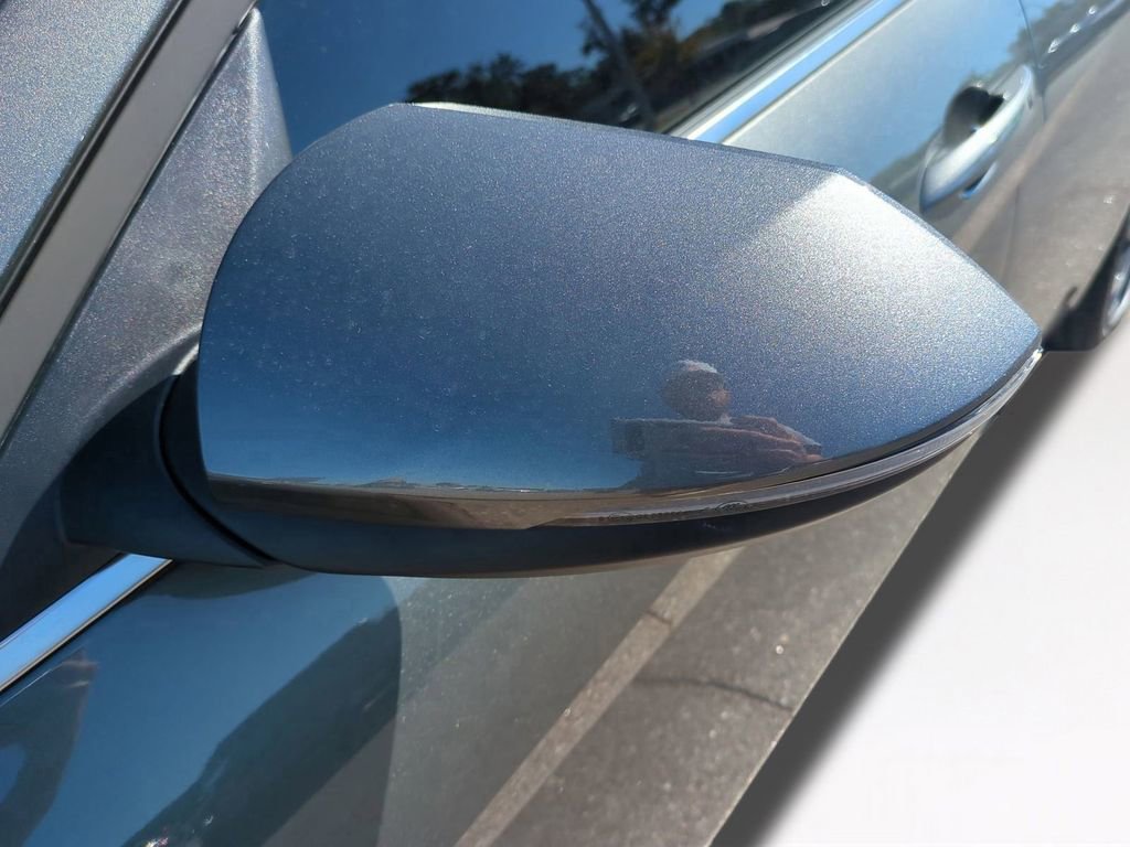 New 2026 Hyundai Elantra Limited image 12