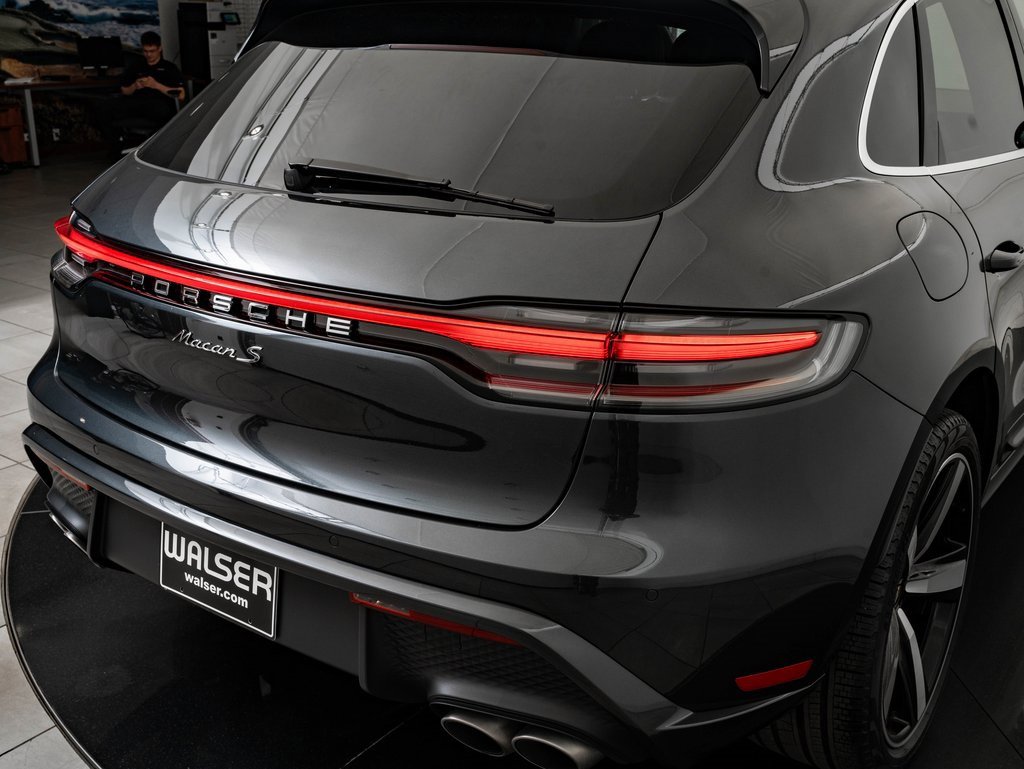 Certified 2024 Porsche Macan S image 18
