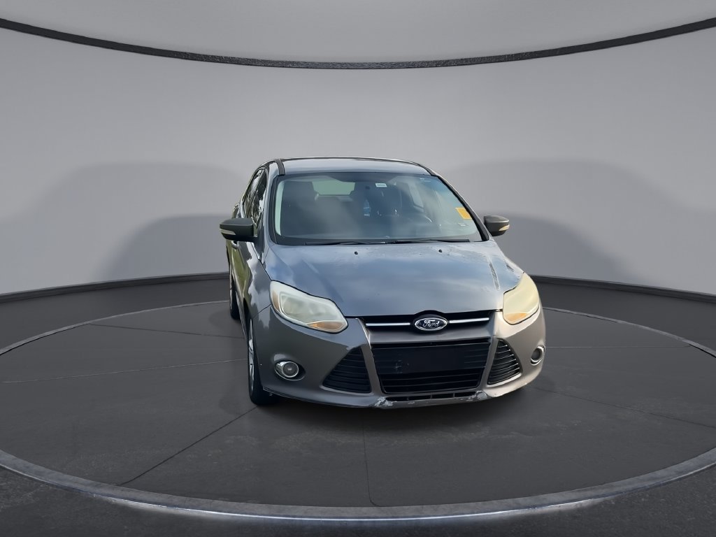 Used 2012 Ford Focus SEL FWD image 3