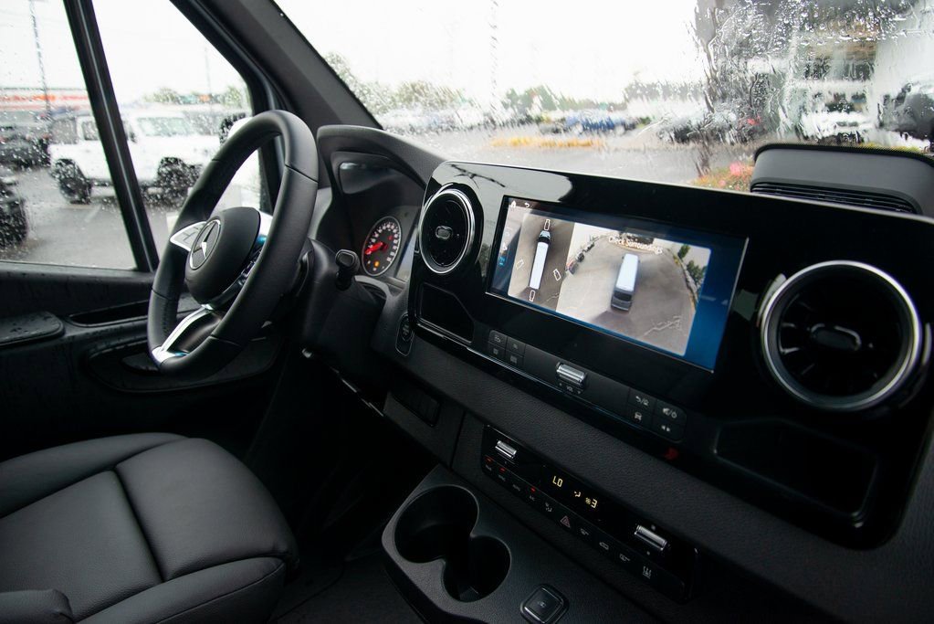 New 2025 Mercedes-Benz Sprinter 2500 image 15