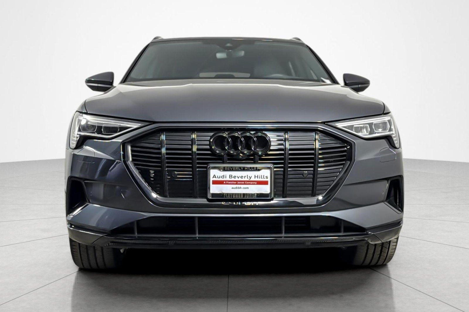 Used 2023 Audi e-tron Premium Plus w/ Premium Plus Package AWD/4WD image 8