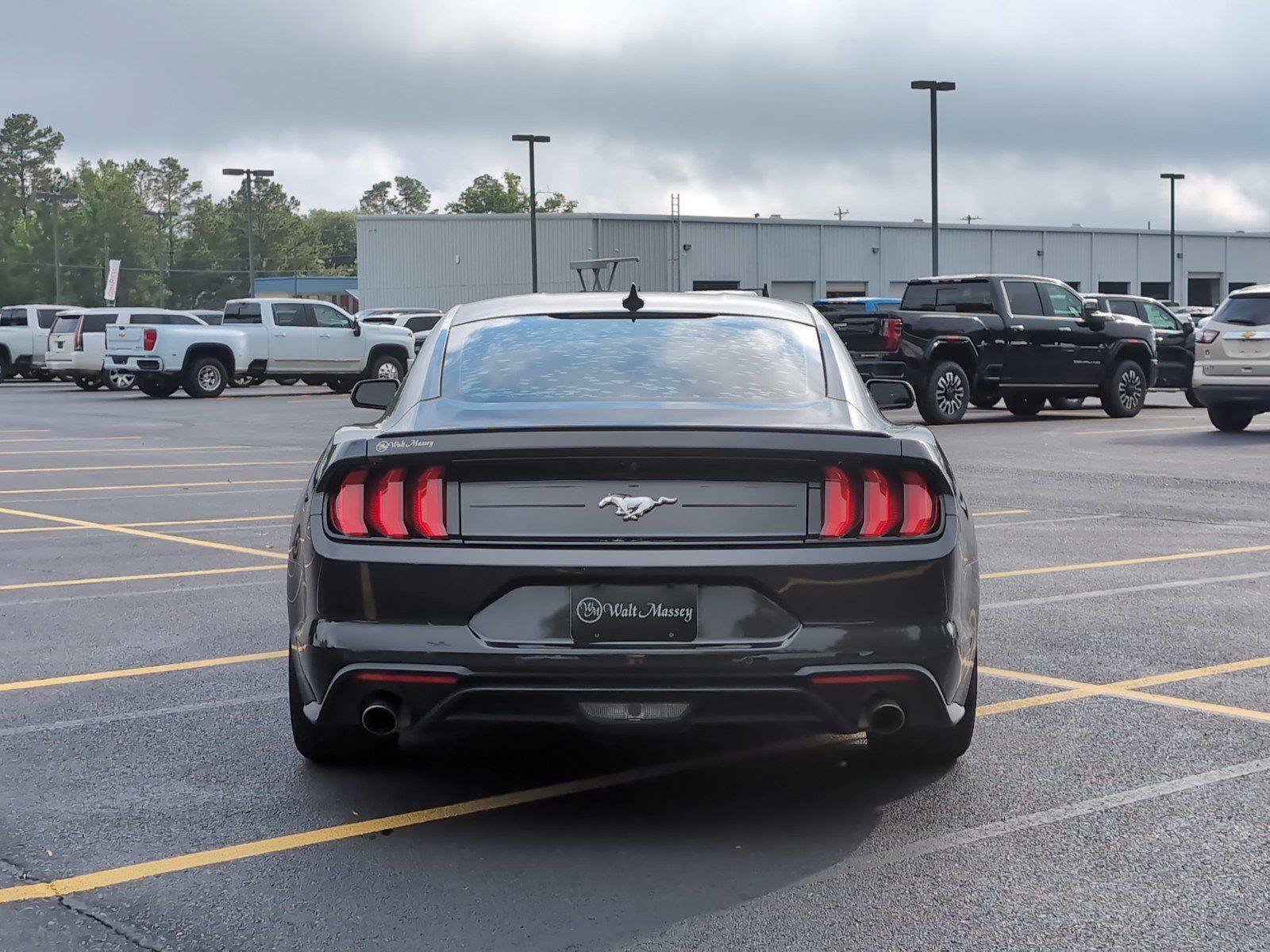 Used 2022 Ford Mustang Premium w/ Equipment Group 201A RWD image 4