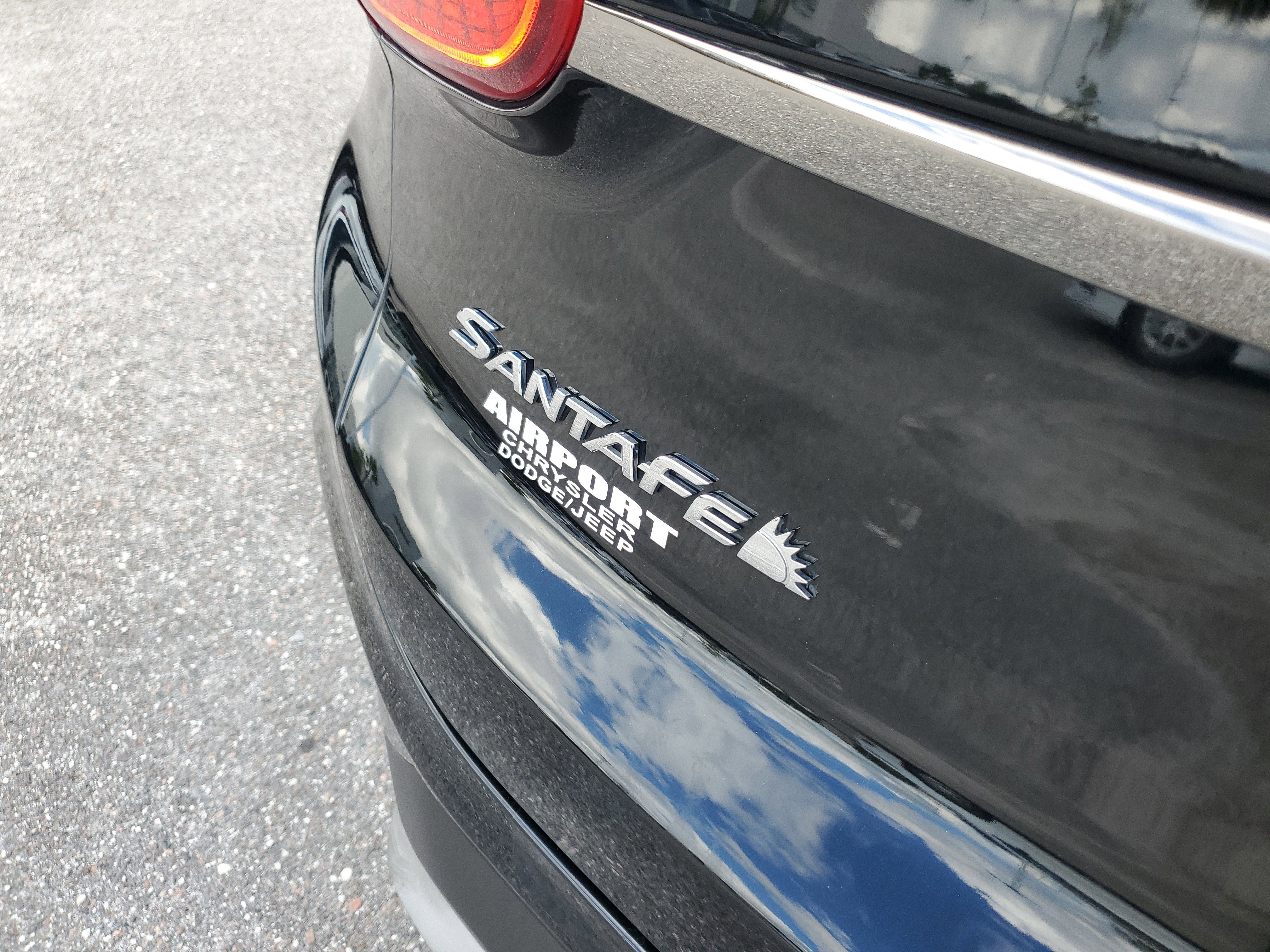 Used 2019 Hyundai Santa Fe FWD image 8