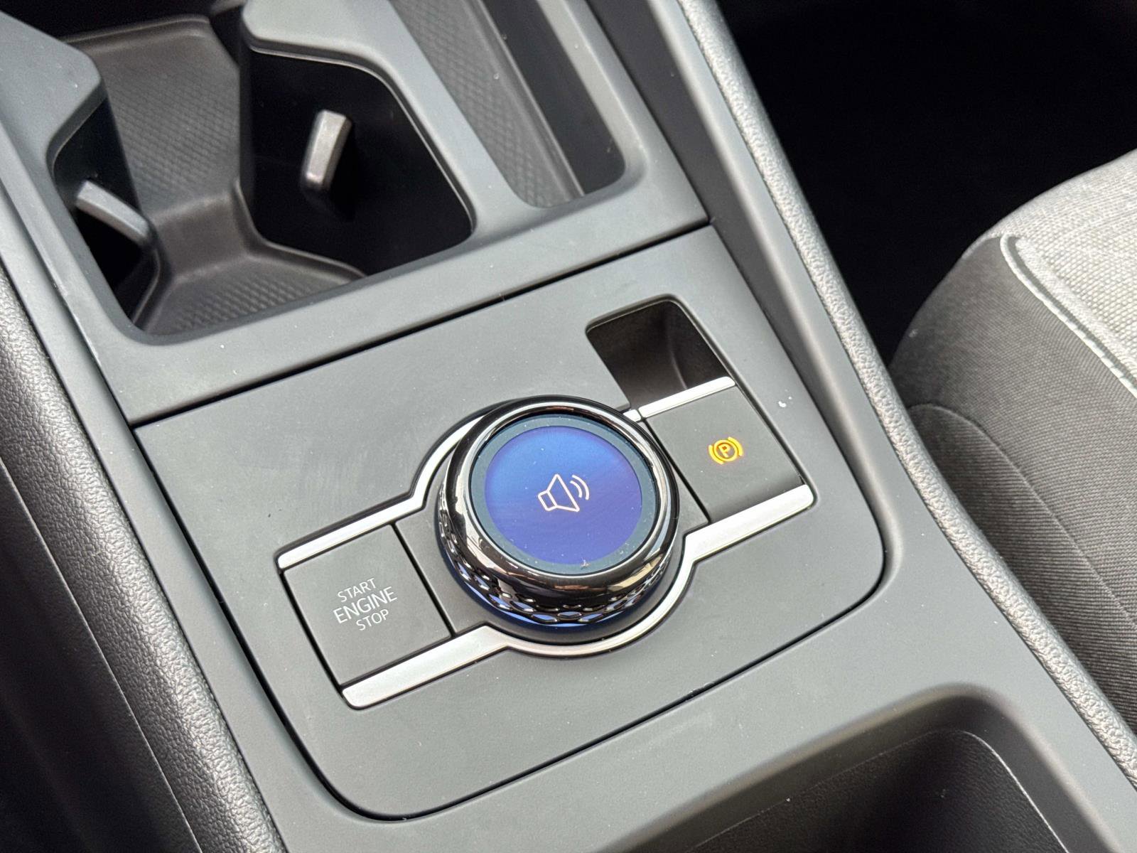 Certified 2025 Volkswagen Tiguan S image 23