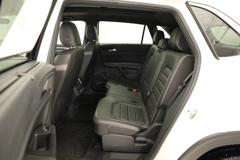 Used 2020 Volkswagen Atlas Cross Sport SEL Premium image 35