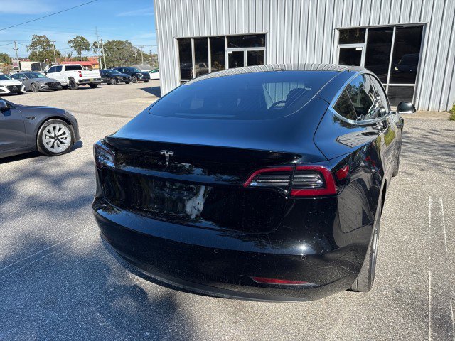 Used 2018 Tesla Model 3 Long Range image 9