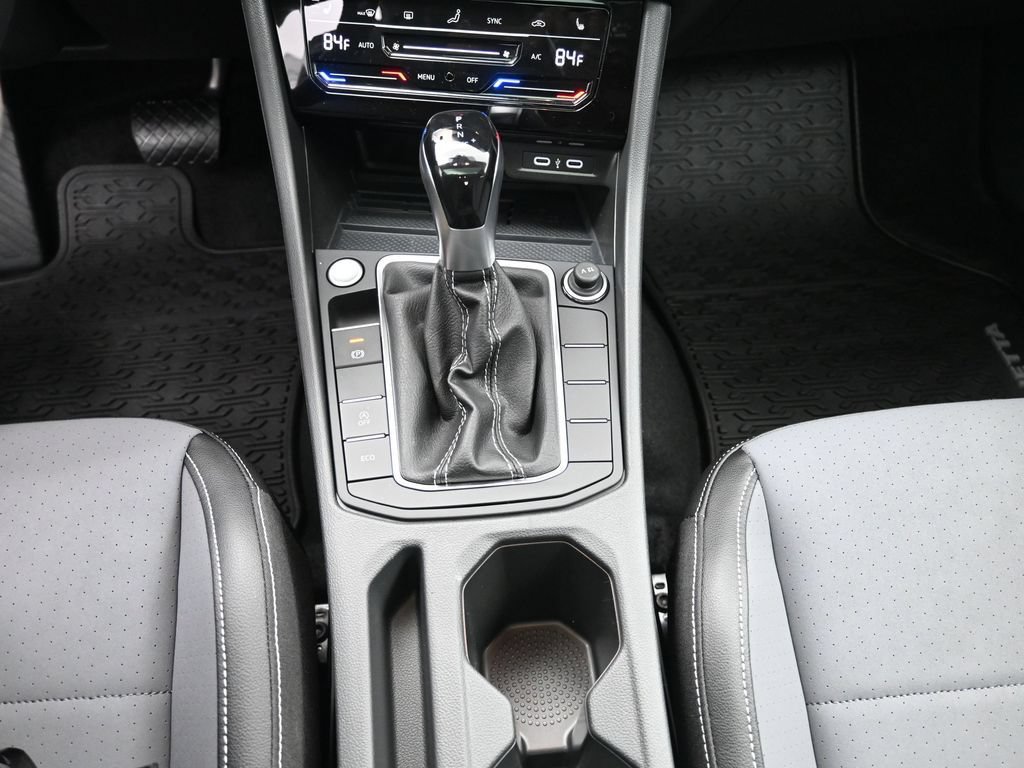 New 2026 Volkswagen Jetta SE FWD image 13