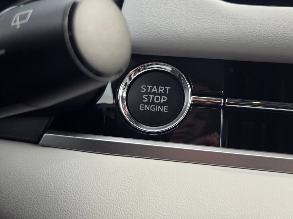 New 2026 Mitsubishi Outlander SE AWD/4WD image 20
