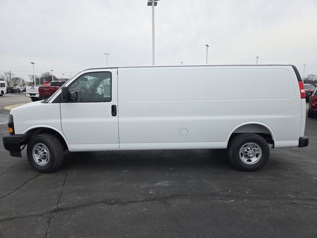 New 2026 Chevrolet Express 3500 Extended w/ Driver Convenience Package RWD image 17