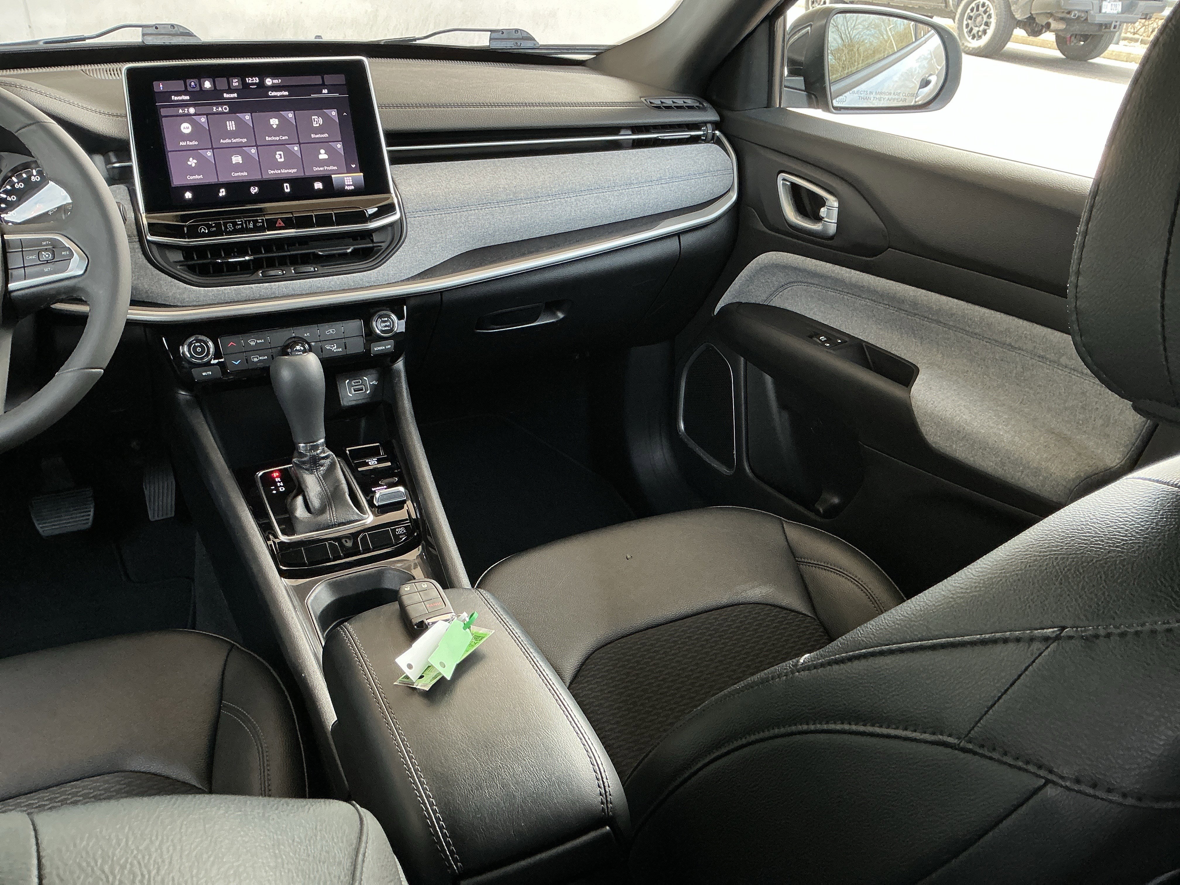 Used 2024 Jeep Compass Latitude w/ Altitude Special Edition image 16