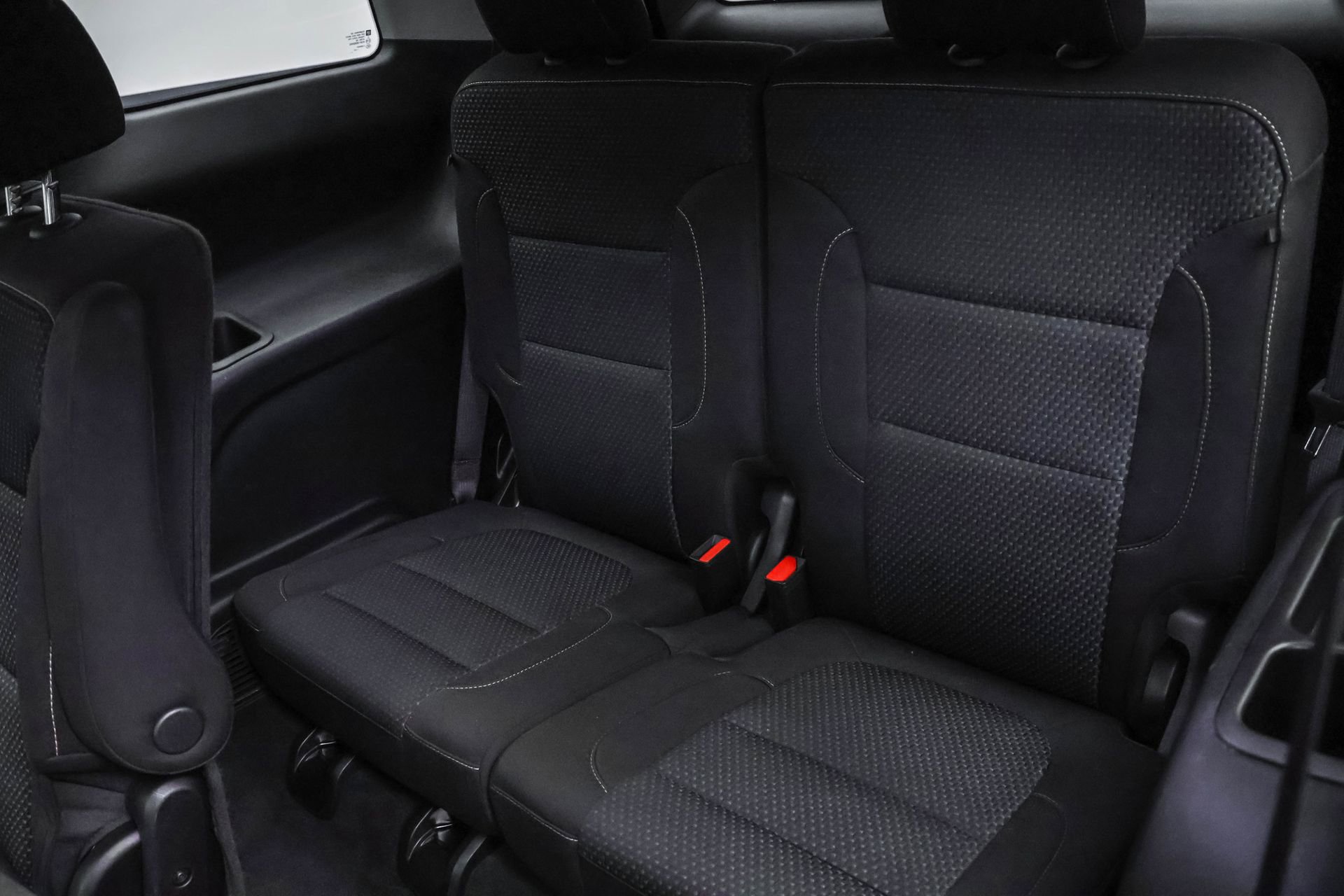 Used 2023 GMC Acadia SLE w/ Driver Convenience Package image 33