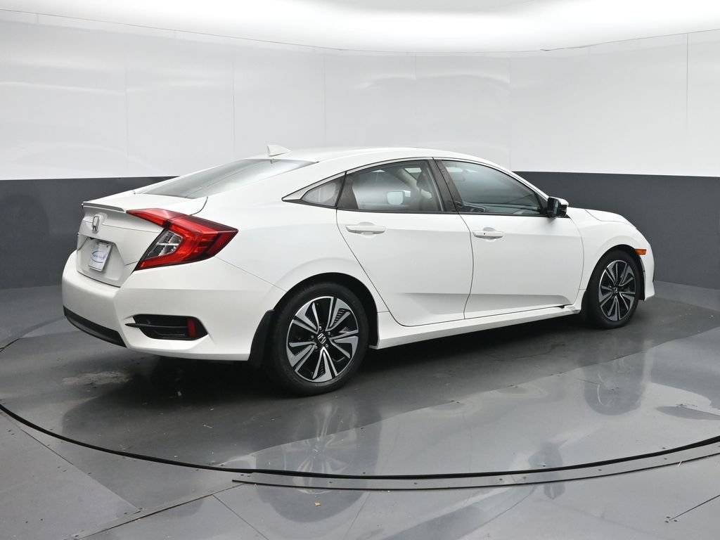 Used 2016 Honda Civic EX-T image 7