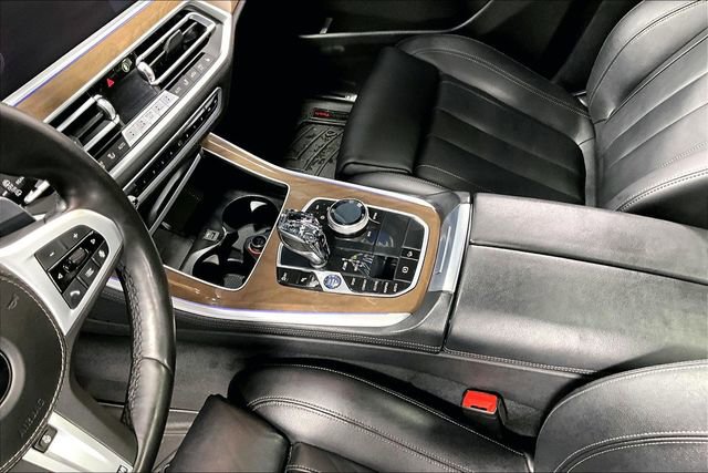 Used 2020 BMW X5 M50i w/ Premium Package image 19