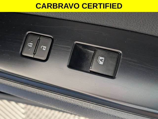 Used 2019 Toyota Camry SE FWD image 31