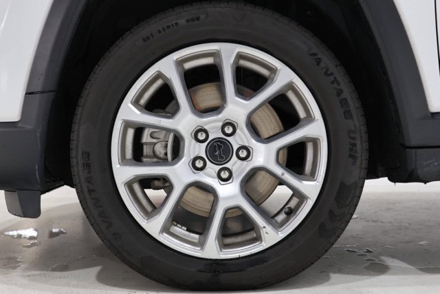 Used 2025 Jeep Compass Limited AWD/4WD image 8