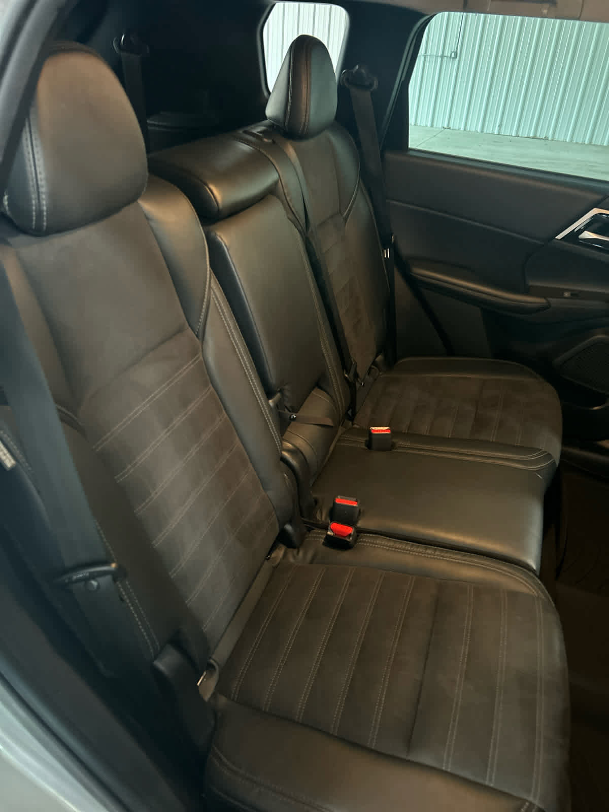 Used 2023 Mitsubishi Outlander SE image 18