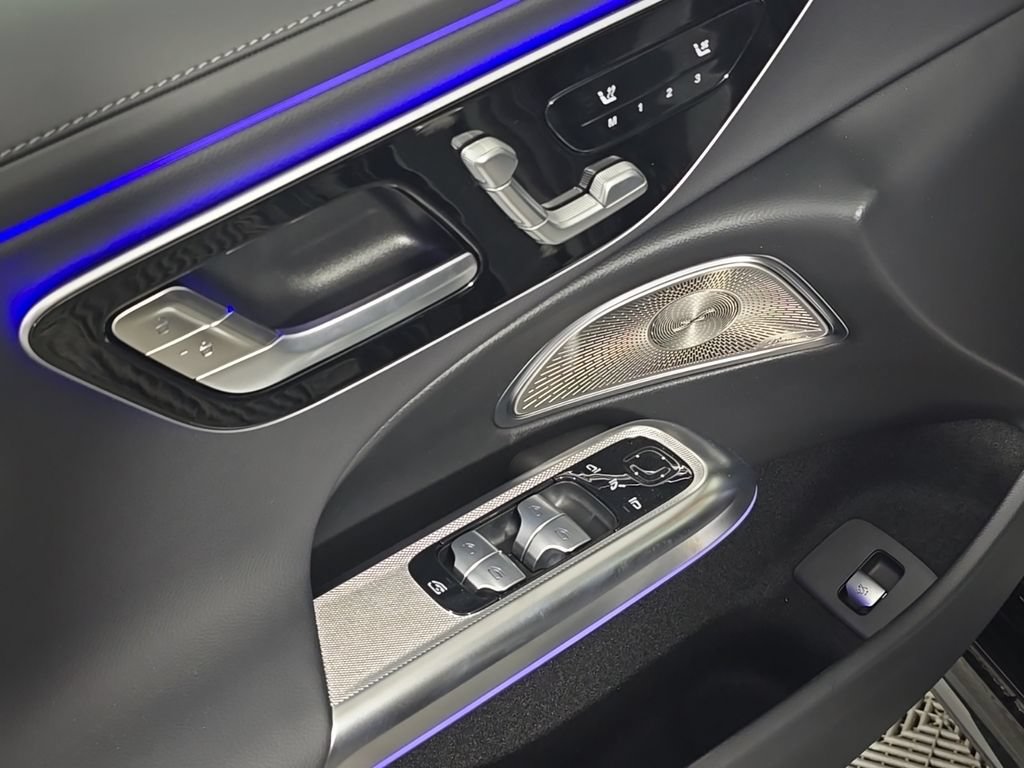 New 2026 Mercedes-Benz E 350 4MATIC Sedan image 16
