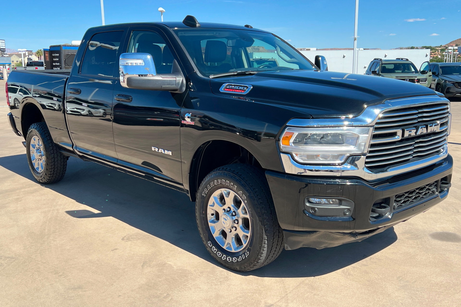 Used 2024 RAM 2500 Laramie AWD/4WD image 7