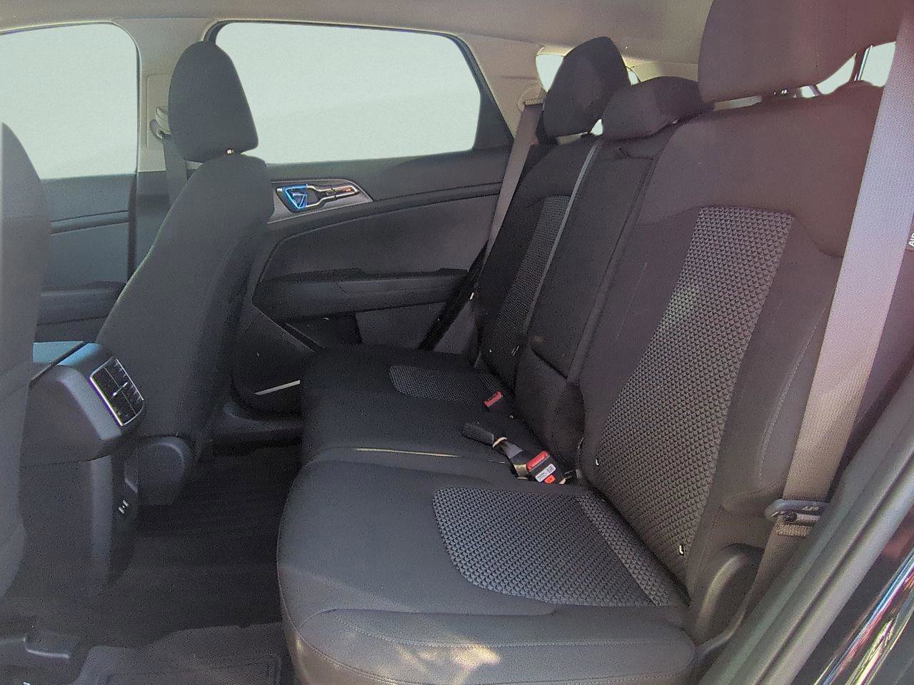 New 2026 Kia Sportage LX FWD image 14