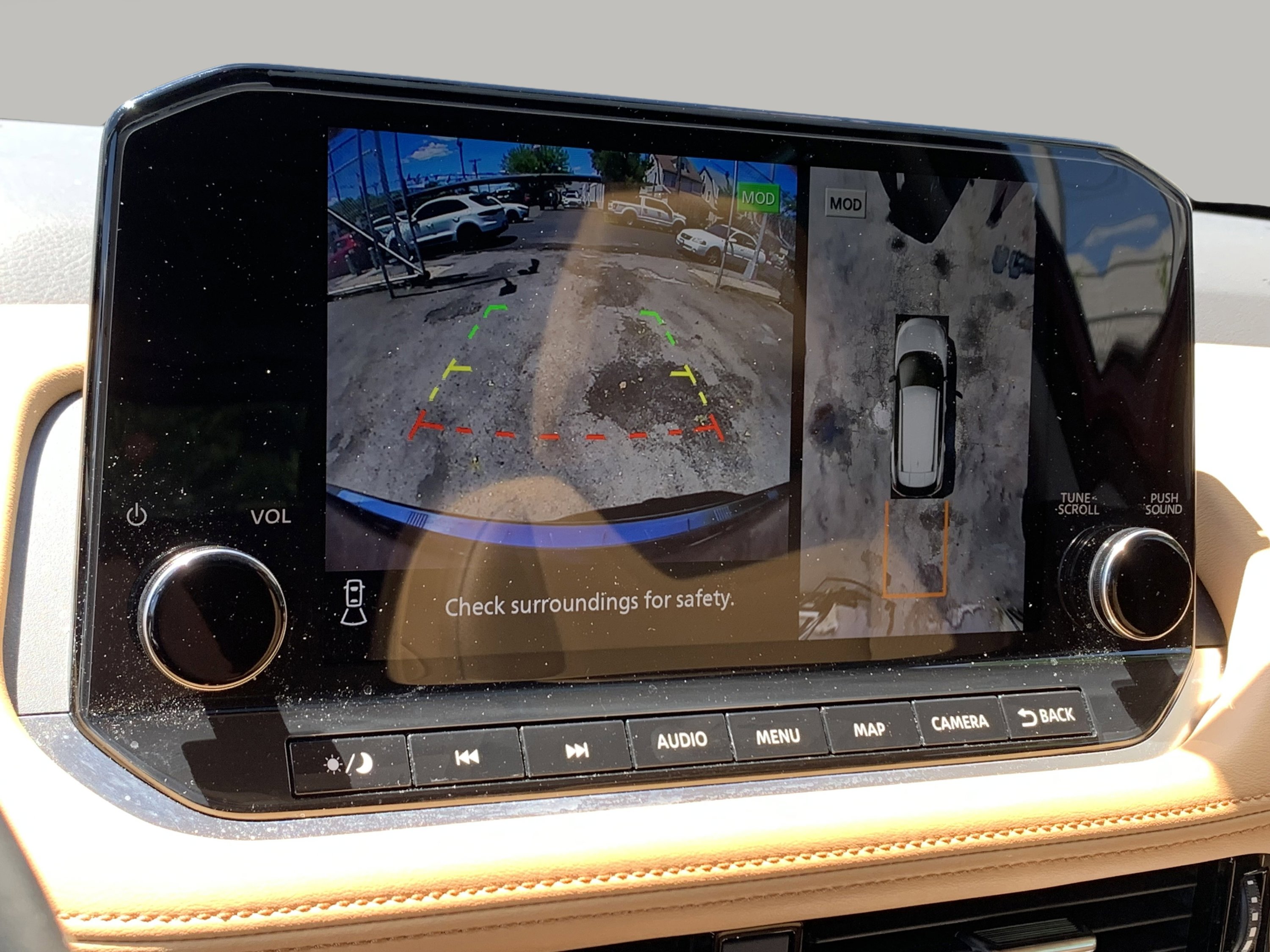 Used 2023 Nissan Rogue Platinum image 42