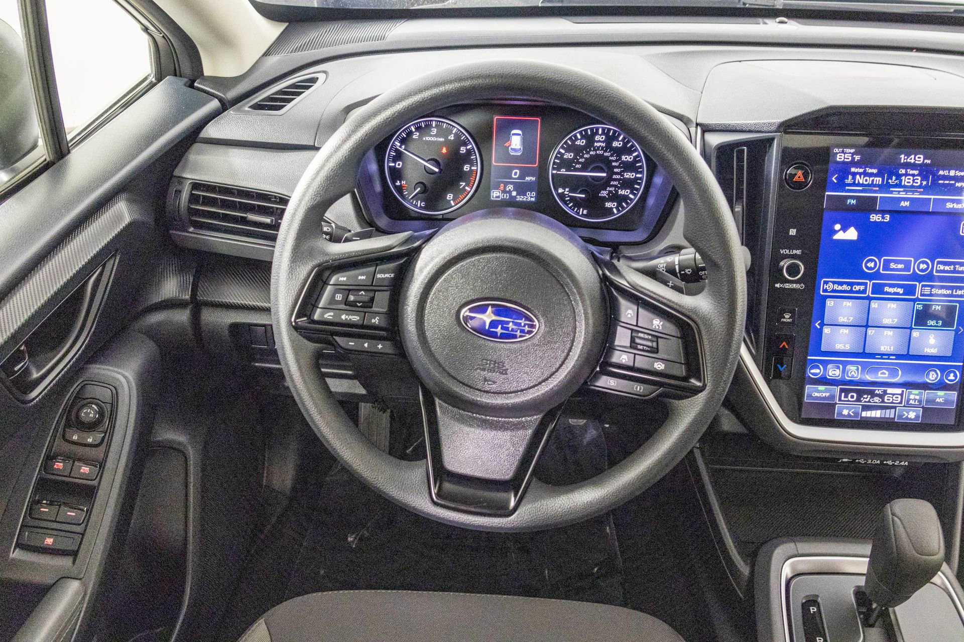 Used 2025 Subaru Crosstrek 2.0i Premium image 30