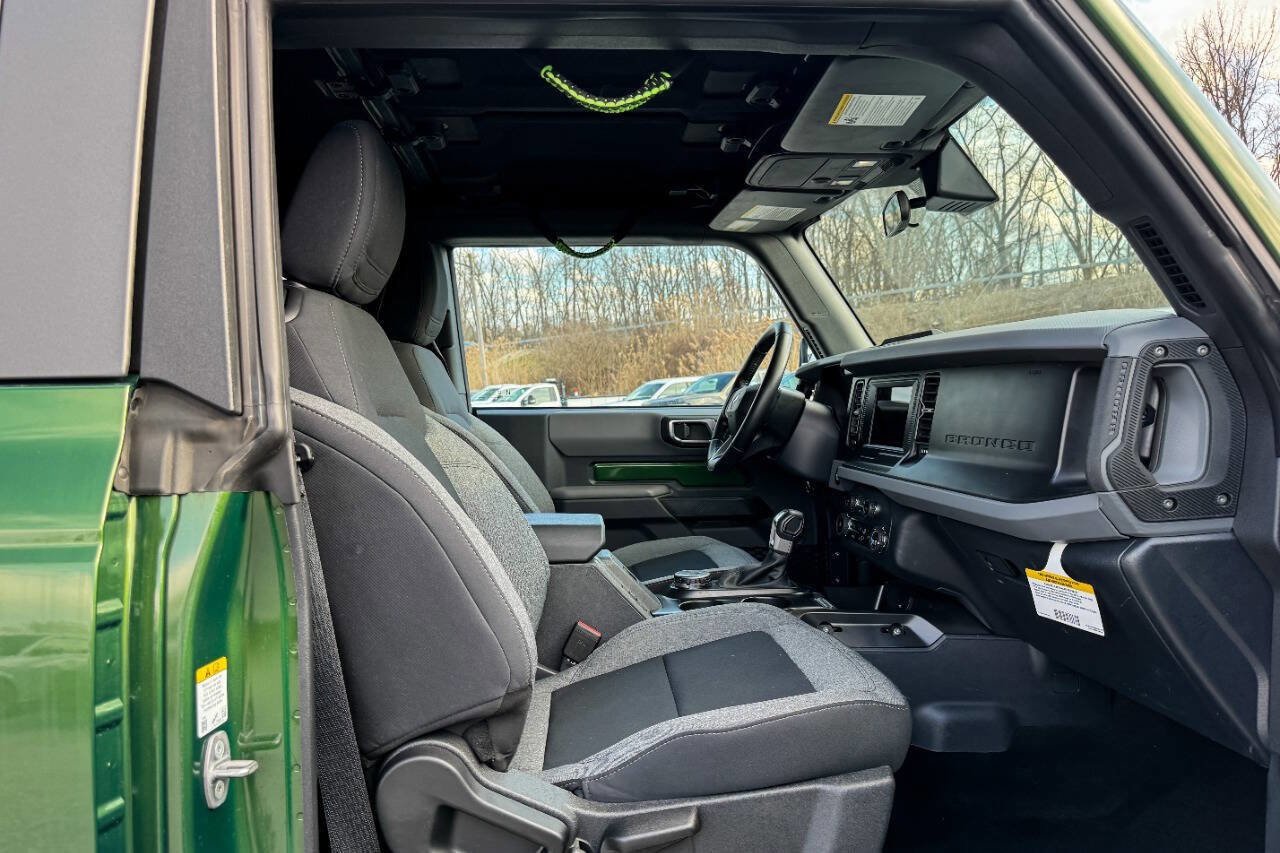 Used 2023 Ford Bronco Big Bend AWD/4WD image 12