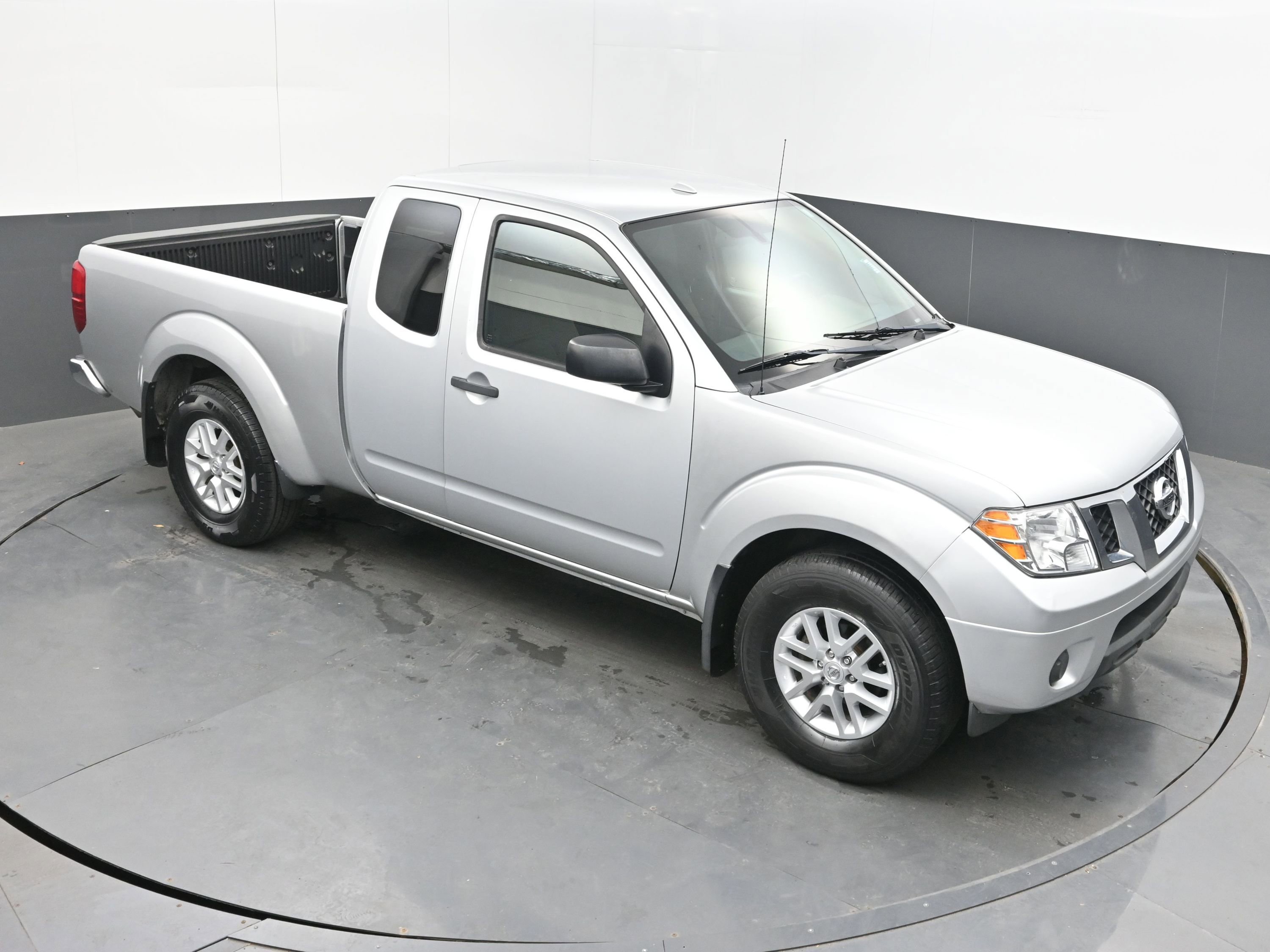 Used 2017 Nissan Frontier SV RWD image 29