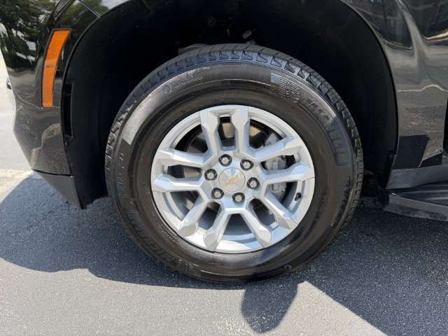 Used 2025 Chevrolet Tahoe LT AWD/4WD image 44