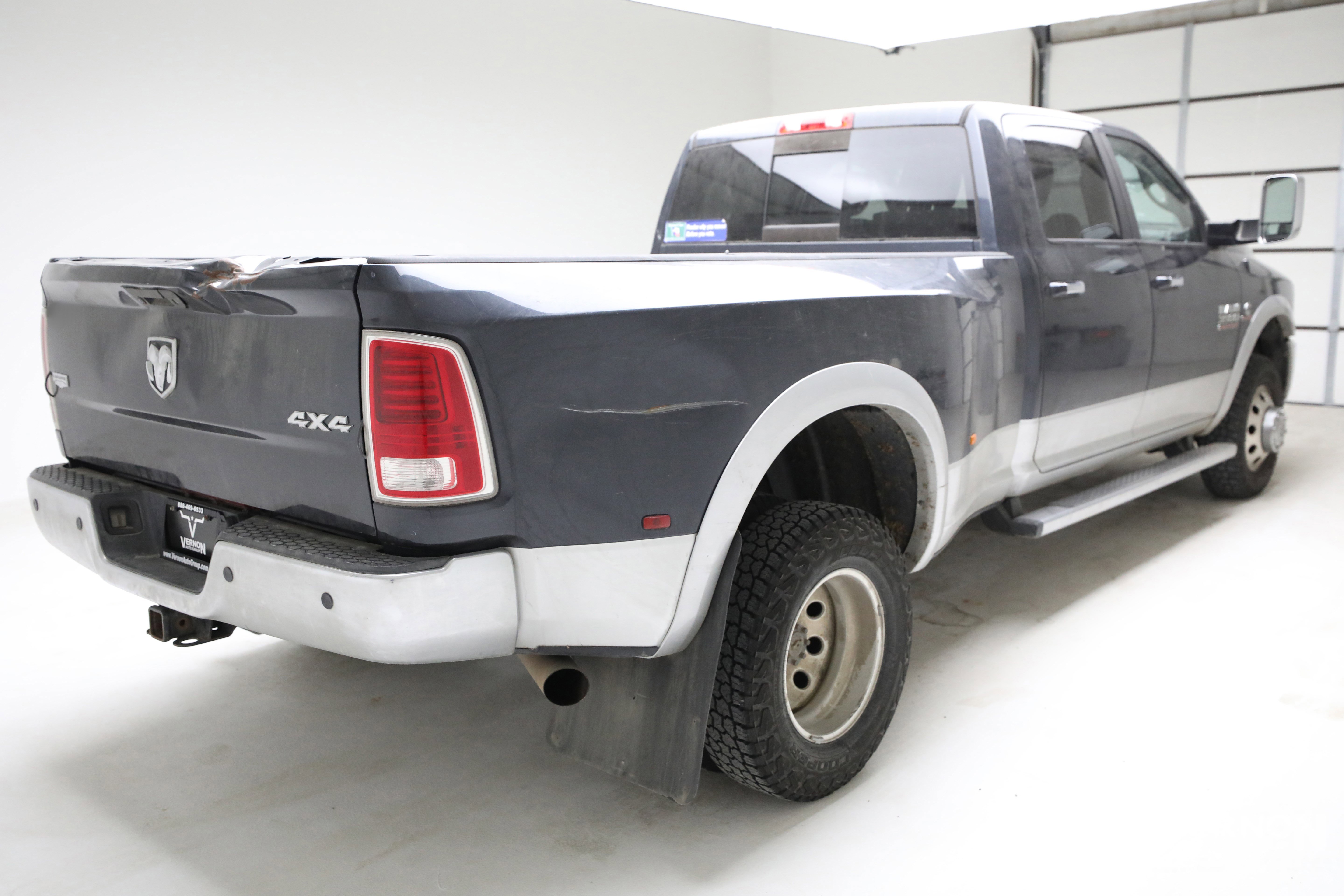 Used 2015 RAM 3500 Laramie w/ Convenience Group image 5