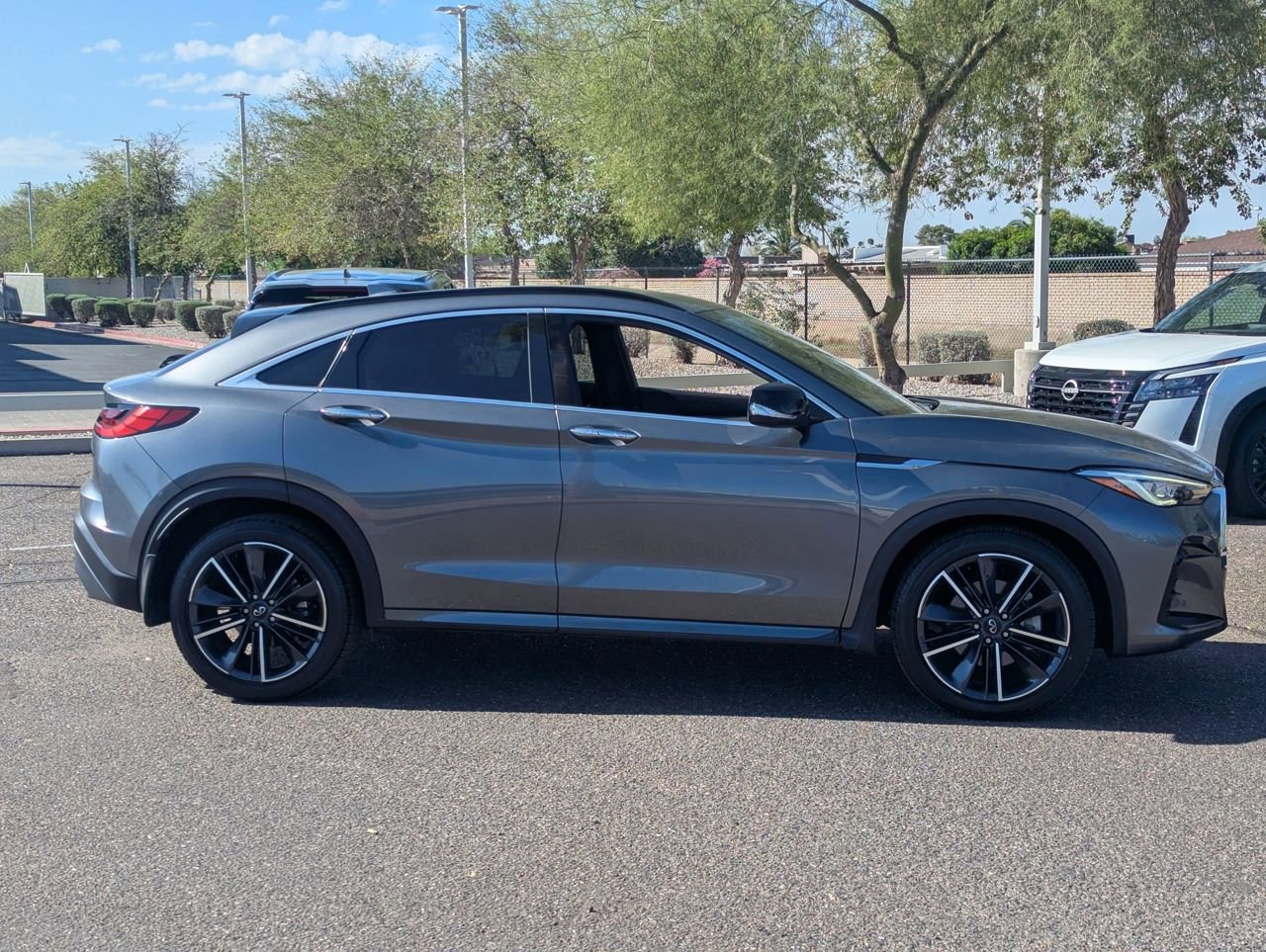 Certified 2023 INFINITI QX55 Essential image 7