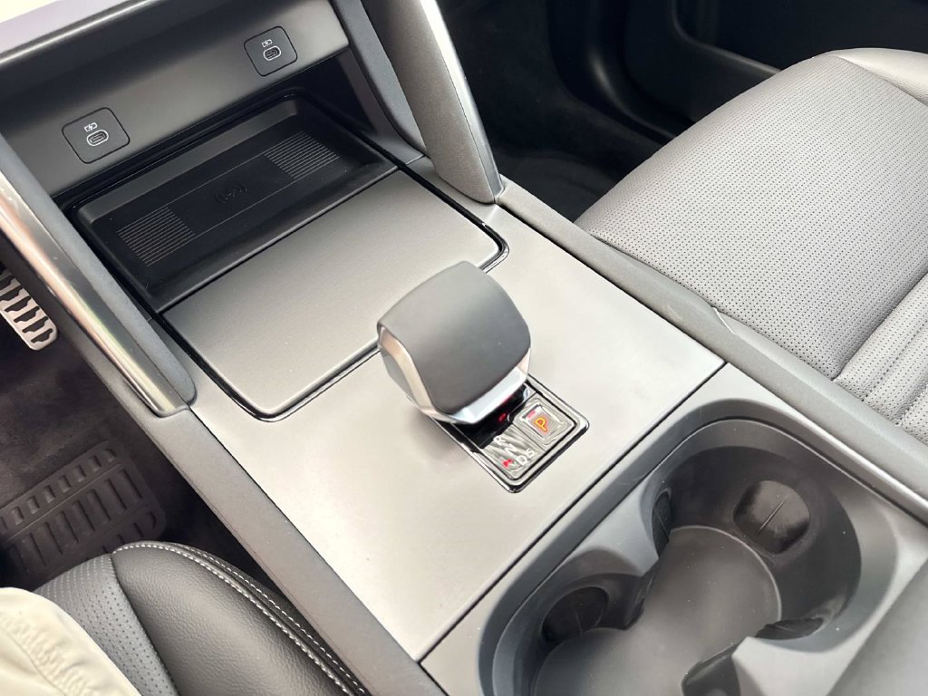 New 2026 Land Rover Discovery Sport Landmark AWD/4WD image 28