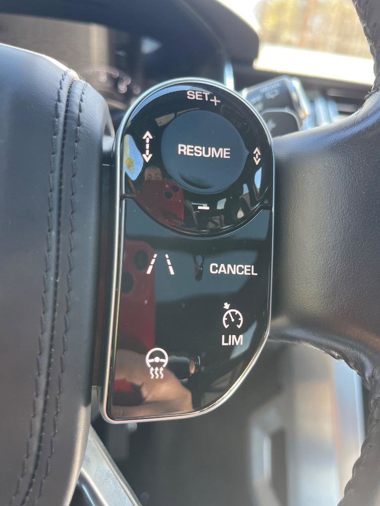 Used 2018 Land Rover Range Rover Supercharged image 45