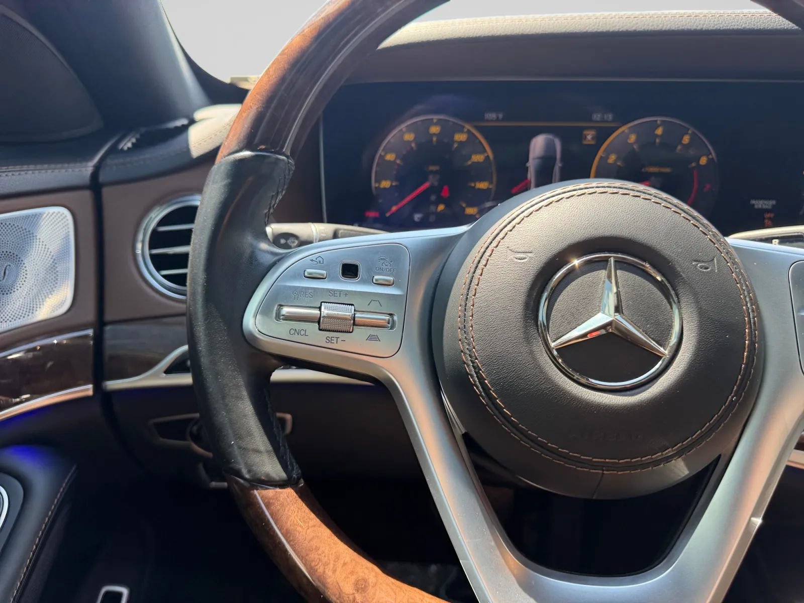 Used 2019 Mercedes-Benz S 560 4MATIC Sedan image 21