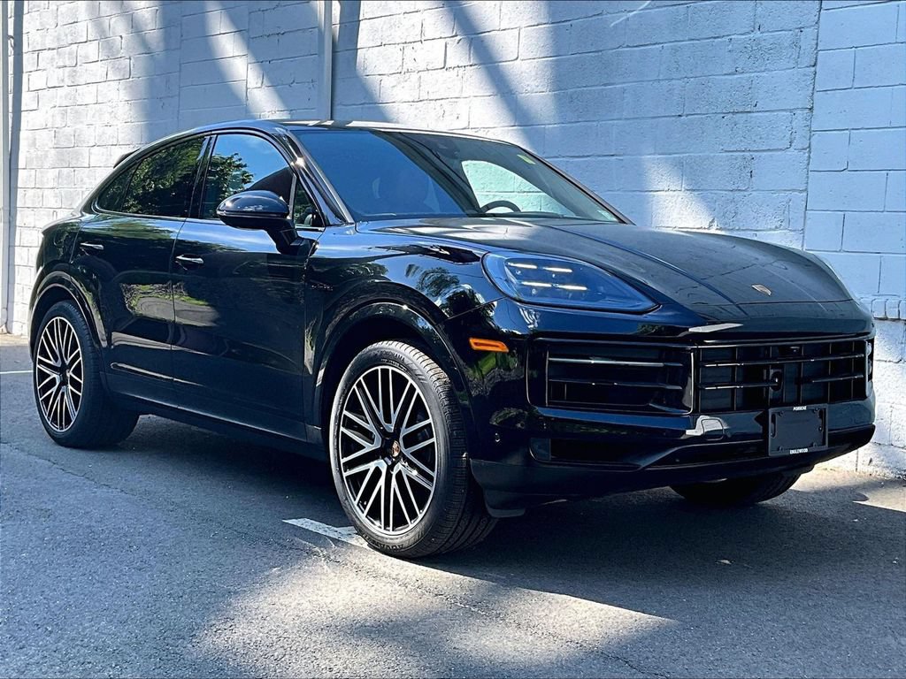 Certified 2026 Porsche Cayenne E-Hybrid Coupe AWD/4WD image 7