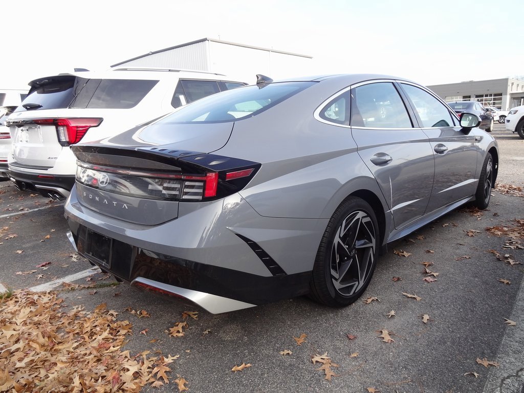 Used 2024 Hyundai Sonata SEL w/ Convenience Package image 5