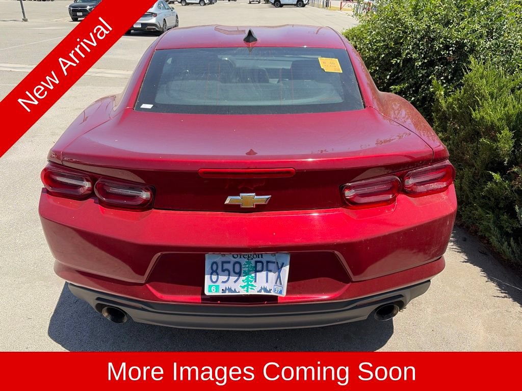 Used 2023 Chevrolet Camaro LT RWD image 4
