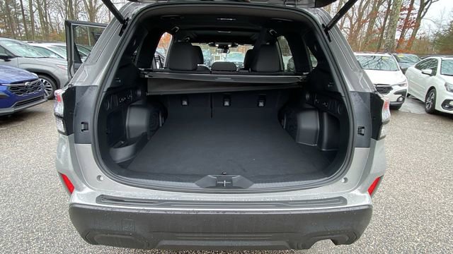 Used 2025 Subaru Forester Premium image 33