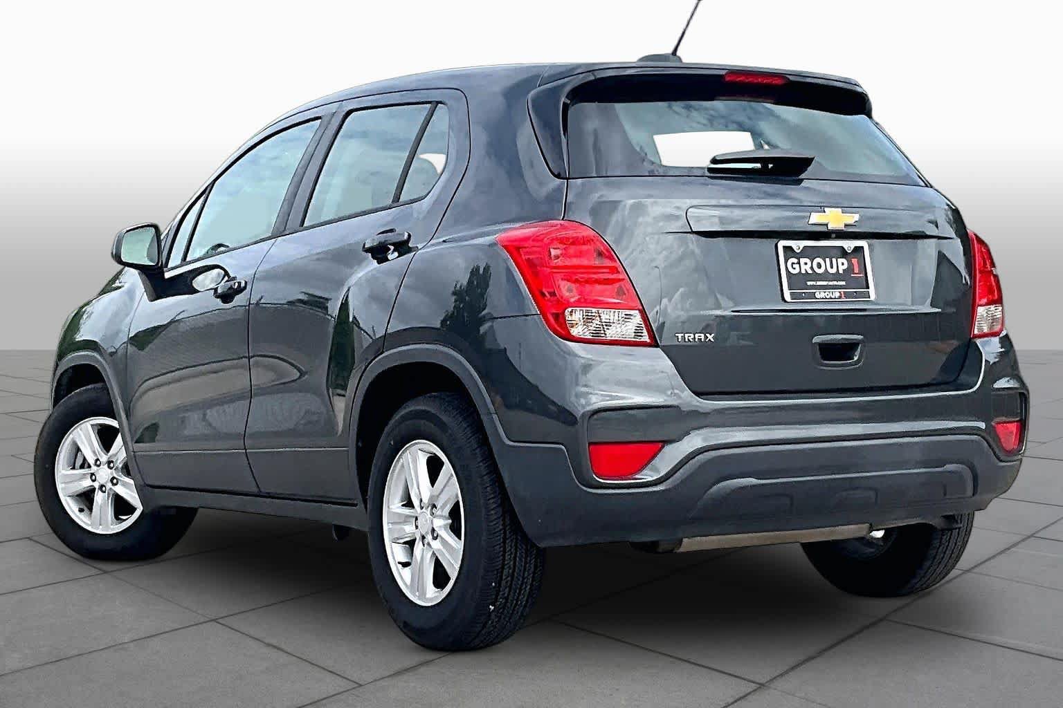 Used 2020 Chevrolet Trax LS FWD image 12