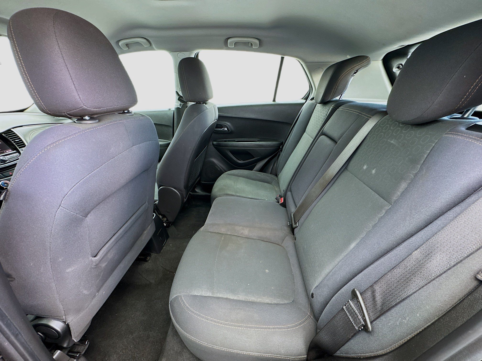 Used 2020 Chevrolet Trax LS FWD image 15