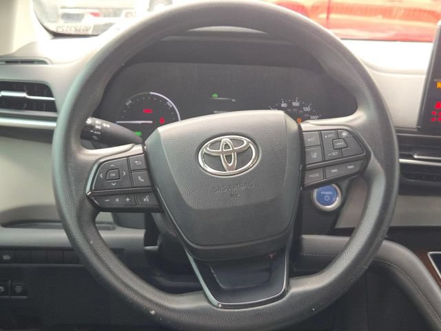 Used 2022 Toyota Sienna LE FWD image 18