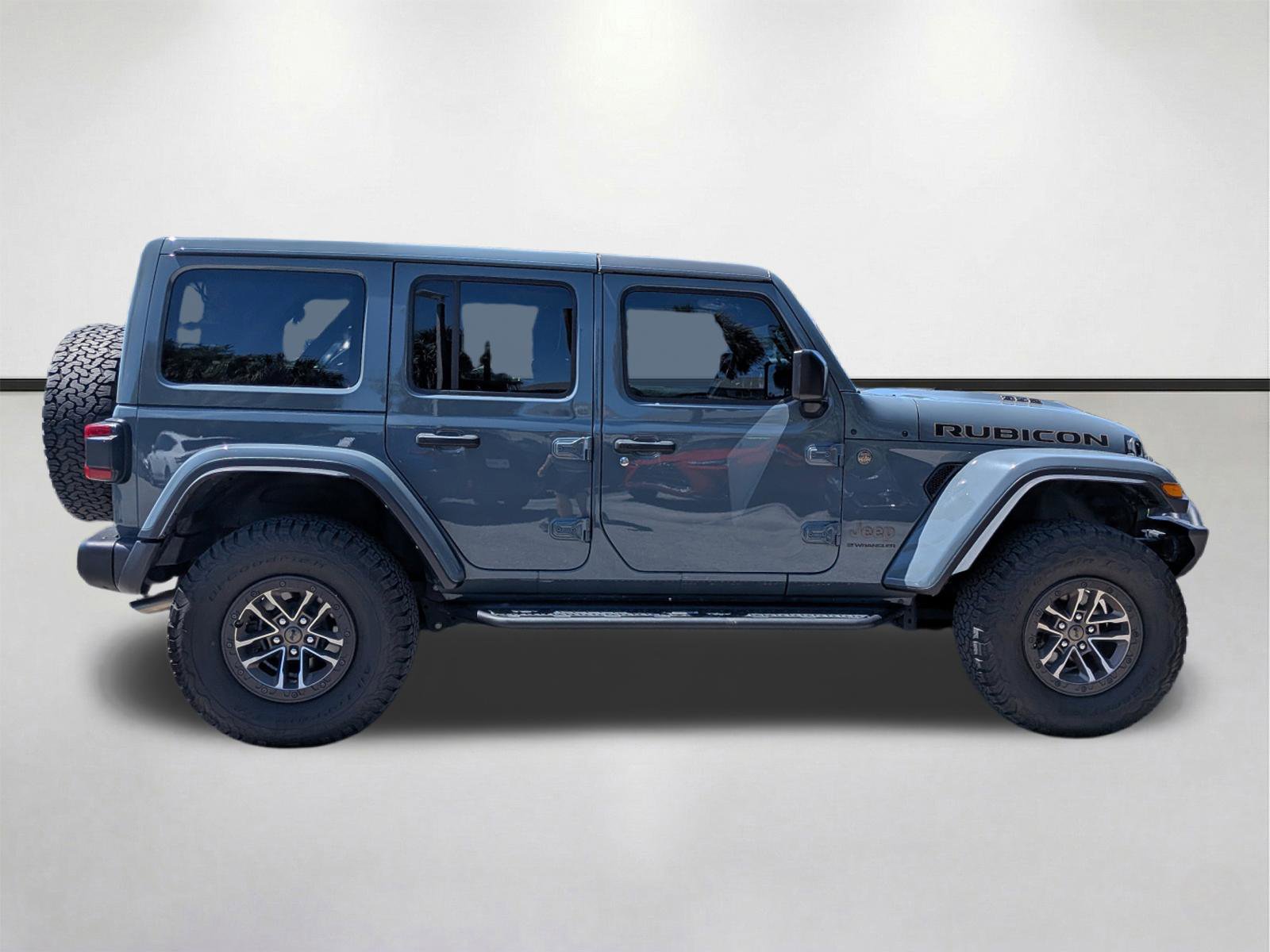 Used 2024 Jeep Wrangler Unlimited Rubicon 392 AWD/4WD image 3