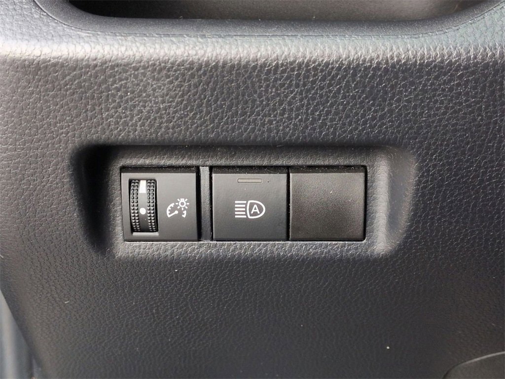 Used 2024 Toyota RAV4 LE image 17