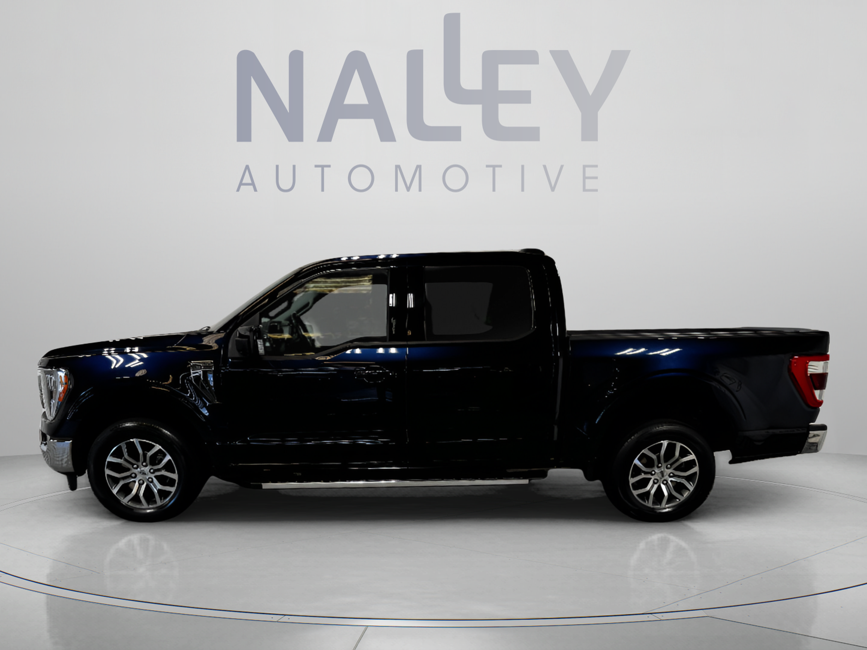 Used 2022 Ford F150 Lariat RWD image 2