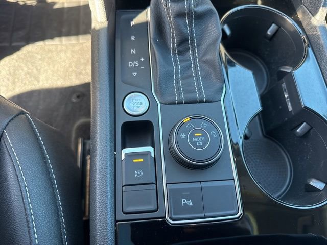 Used 2023 Volkswagen Atlas SEL R-Line image 20