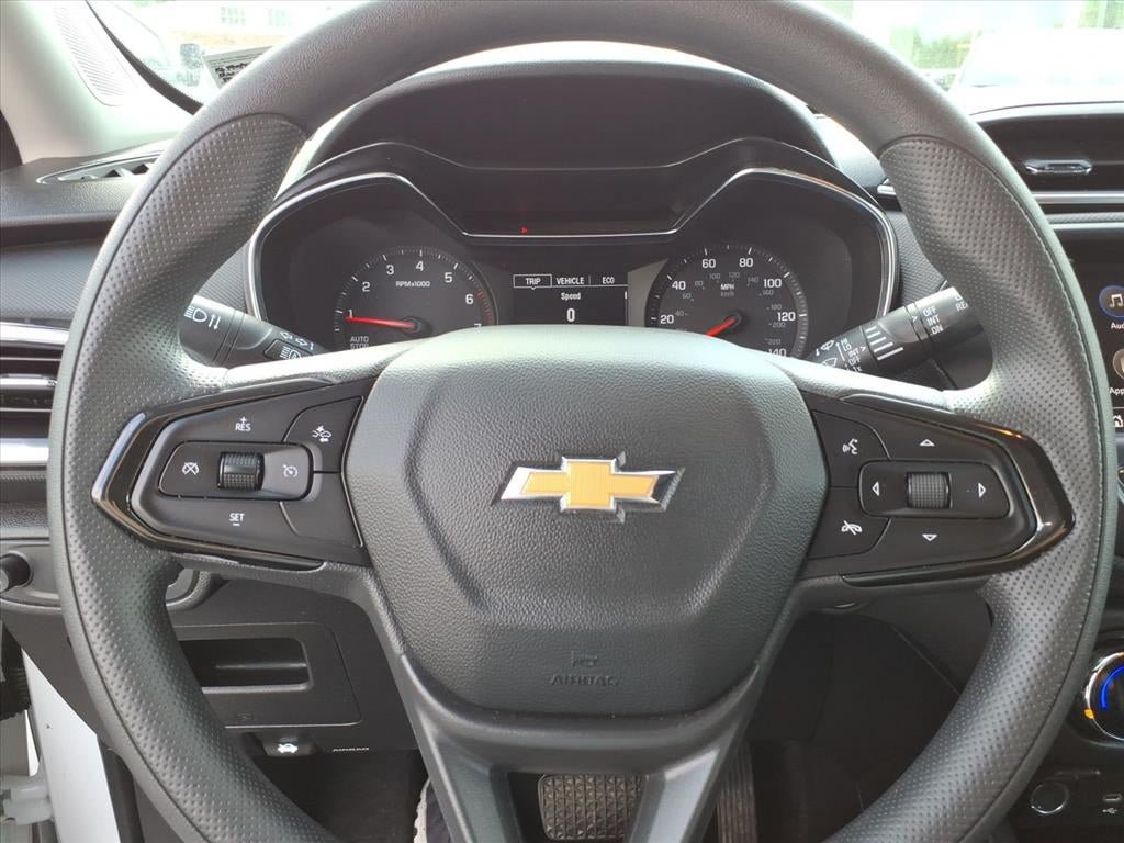 Used 2023 Chevrolet TrailBlazer LT FWD image 17