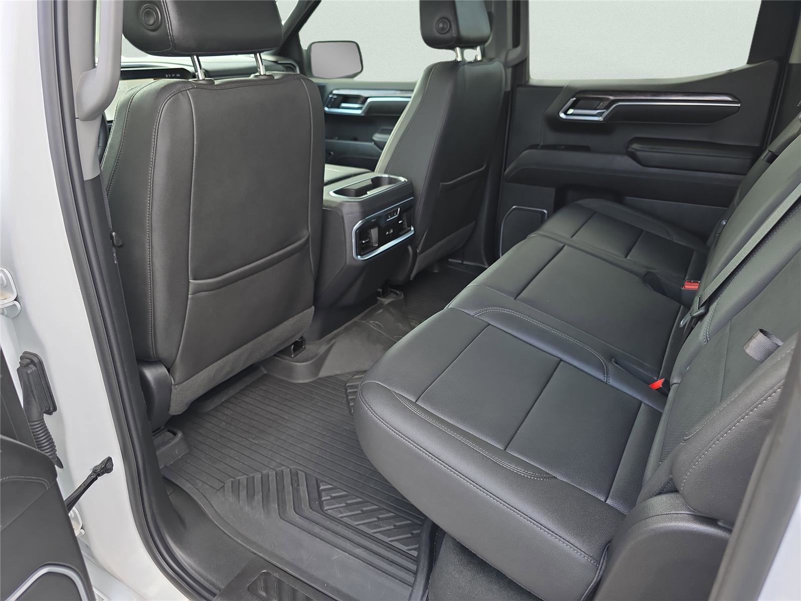 Used 2023 Chevrolet Silverado 1500 LTZ image 31